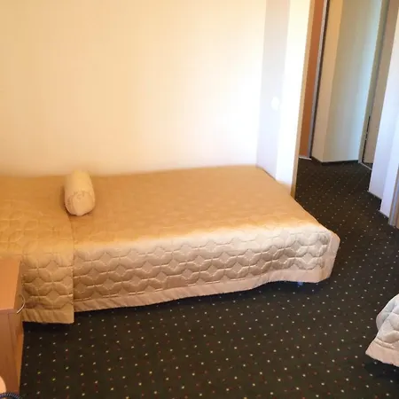 Tenisas 3* Palanga