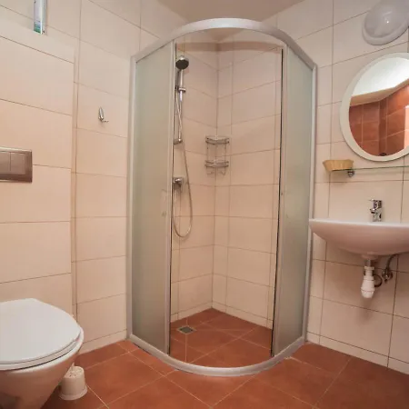 Tenisas Hotel 3*
